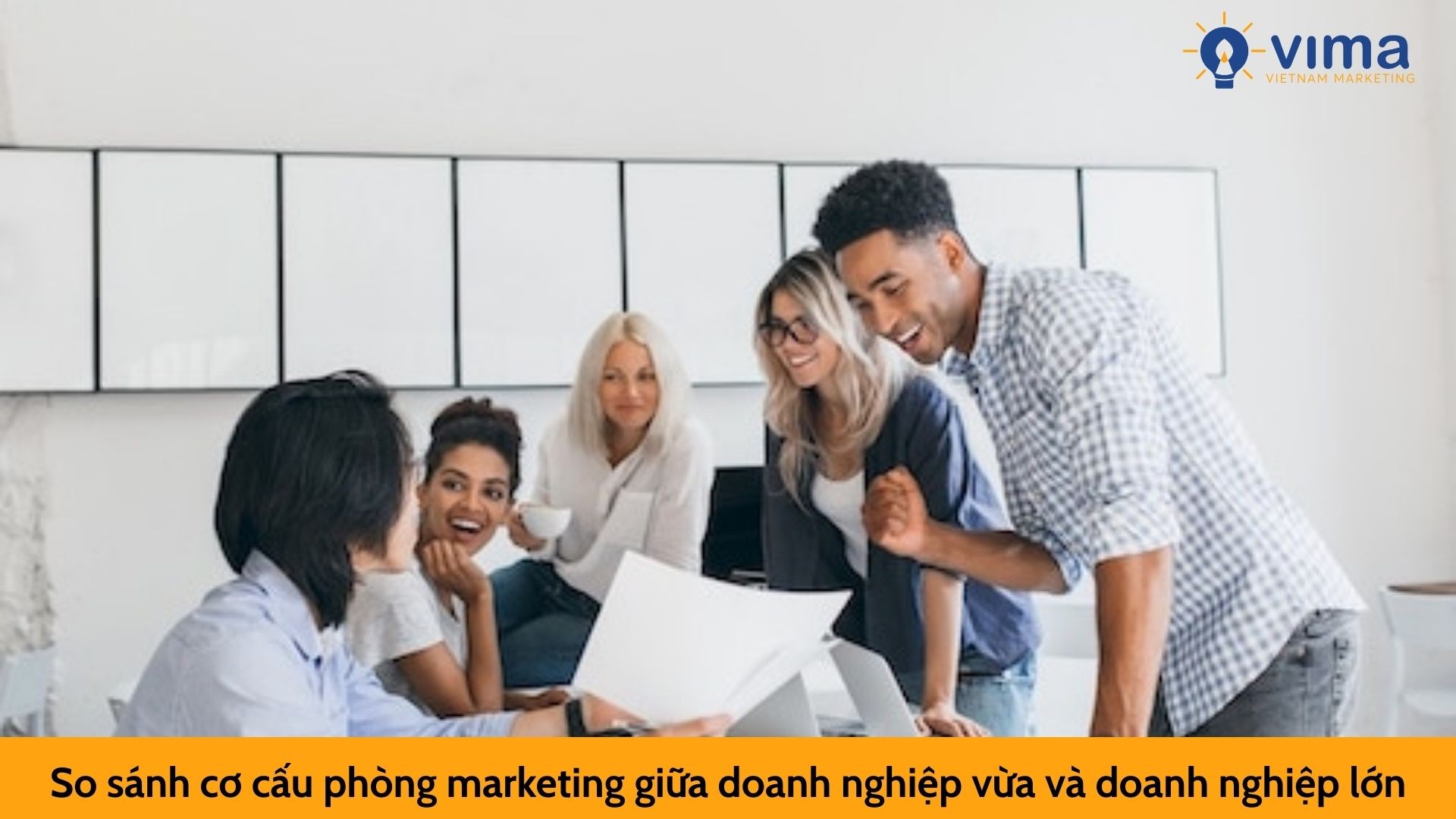 So sánh cơ cấu phòng marketing giữa doanh nghiệp vừa và doanh nghiệp lớn